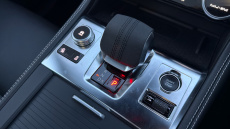 Jaguar F-Pace 2.0 D200 R-Dynamic SE Black 5dr Auto AWD Diesel Estate